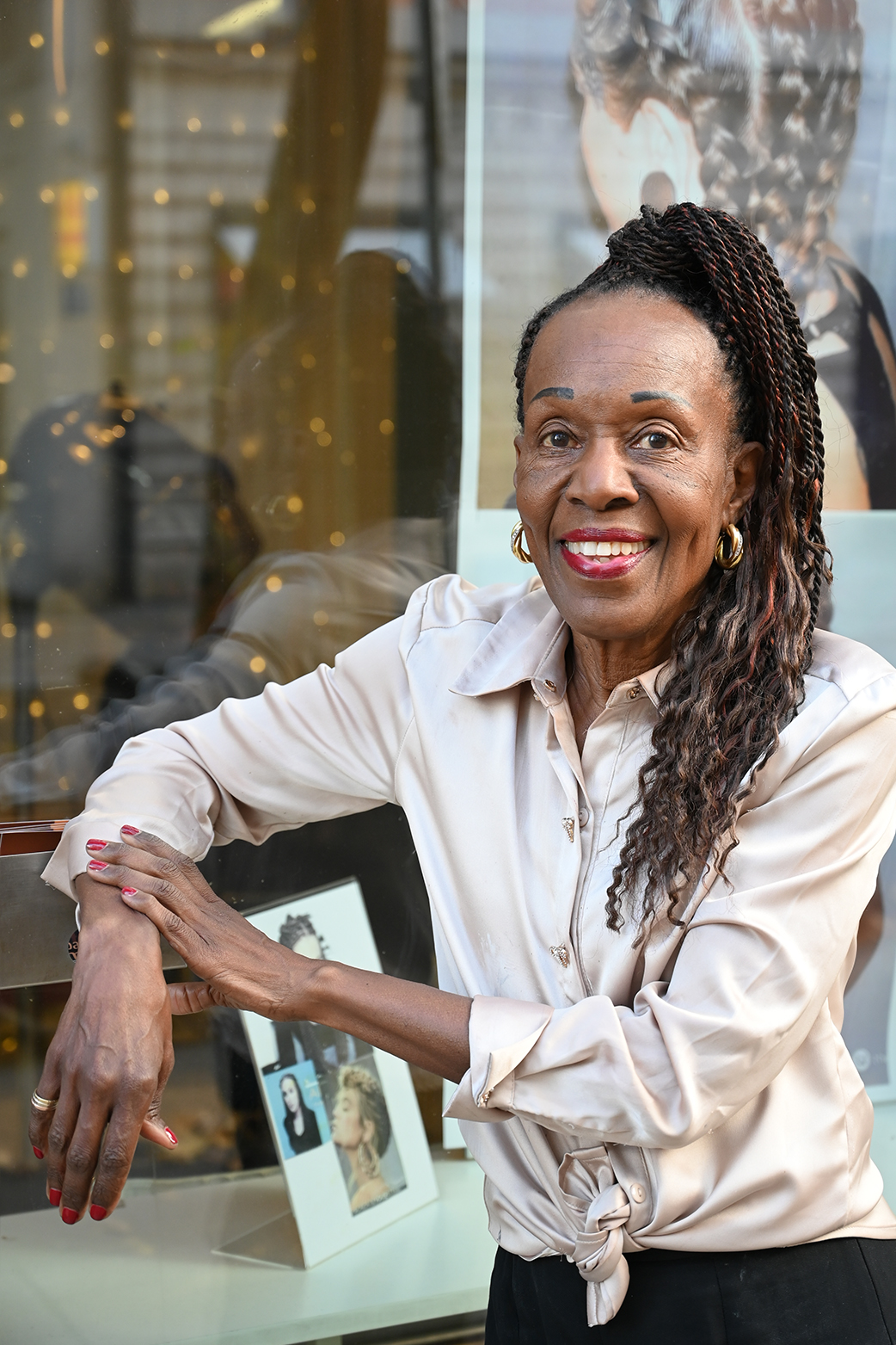 Portrait von Barbara Holmes